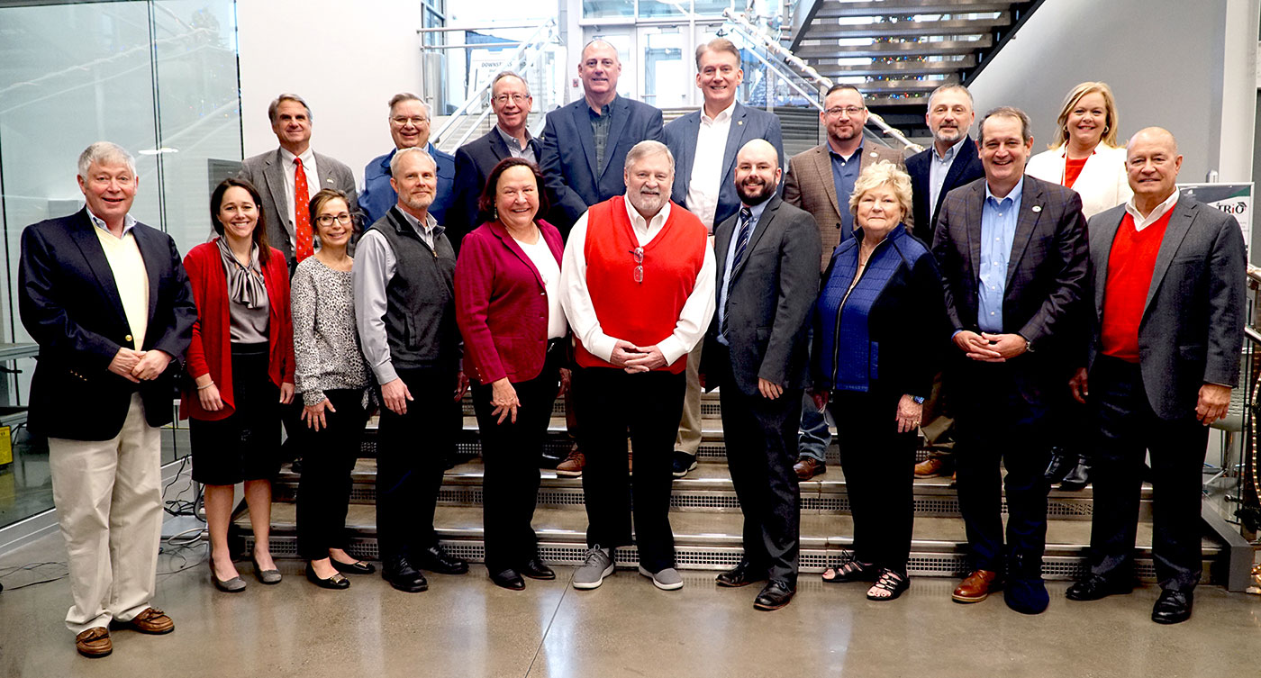 基金会 Board northeast-state-foundation-board.jpg